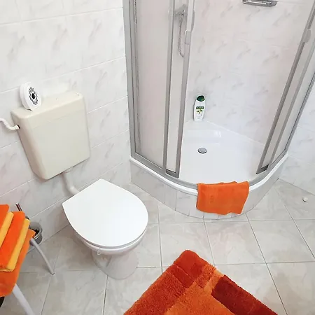 Mueller * Benneckenstein